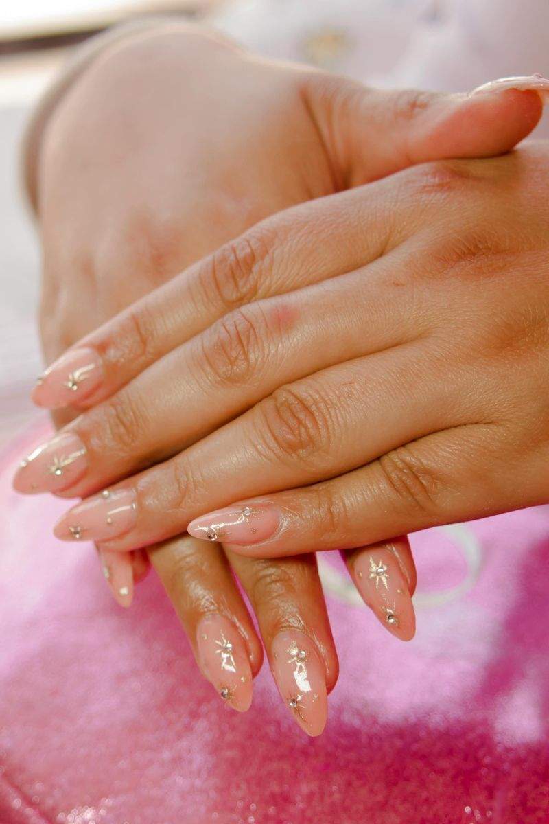Comment prolonger la tenue de votre pose d’ongles entre deux rendez-vous